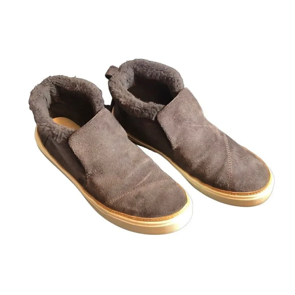 Toms Womens Paxton Water Resistant Slip on shoes. Gray. Size 7.5.